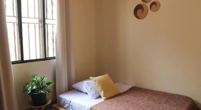 Charming 2-bed House in Kampala, Reserva ahora Casa o chalet Cabañas en Kampala, Cabaña