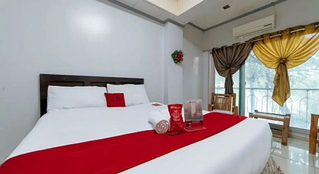 Двухместный номер Standard RedDoorz Plus @ Subic 2n2 Beach Resort Zambales