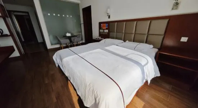 Люкс Deluxe Qjia Ledong Xiangrui Seaview Business Hotel (Longmuwan Branch)