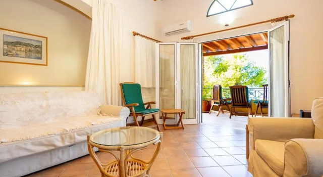 Villa Sea Pines in Nea Dimmata