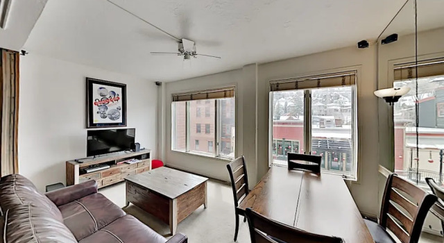 Downtown W/ Views - Walk To Lifts! 1 Bedroom Condo, Забронировать Апартаменты/квартира Апартаменты Парк-Сити, рядом с Горнолыжный курорт г. Парк-Сити, Апартаменты/квартира
