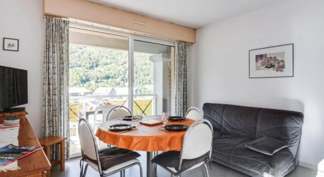 Appartement Esquièze-Sère, 3 pièces, 6 personnes - FR-1-402-41, Rezerwuj Apartament Esquieze-Sere Langwedocja-Roussillon