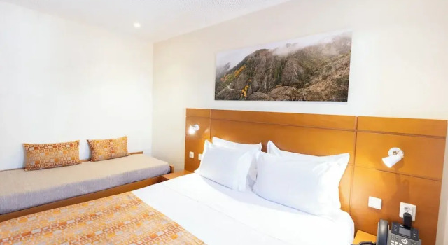 Семейный номер Standard с балконом Hotel Berne