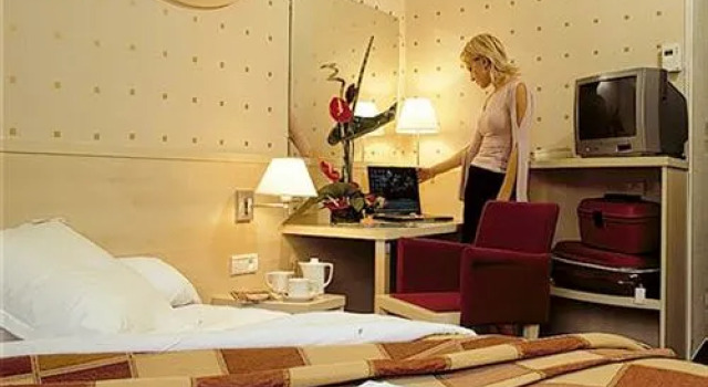 Hotel Athena