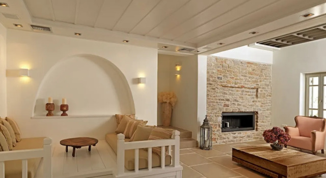 Themonies Luxury Suites