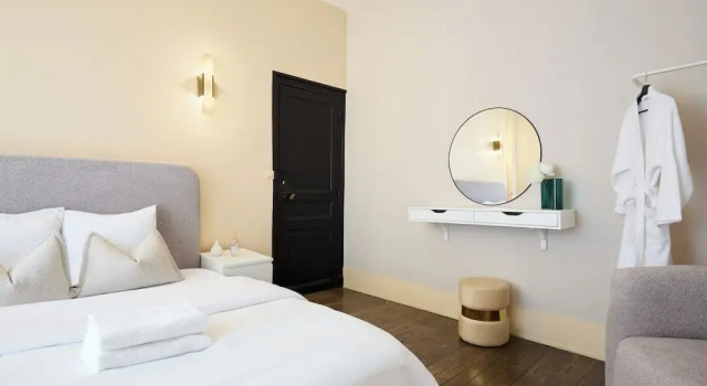 Номер Deluxe RESIDENCE WAVES Paris Orly Aéroport