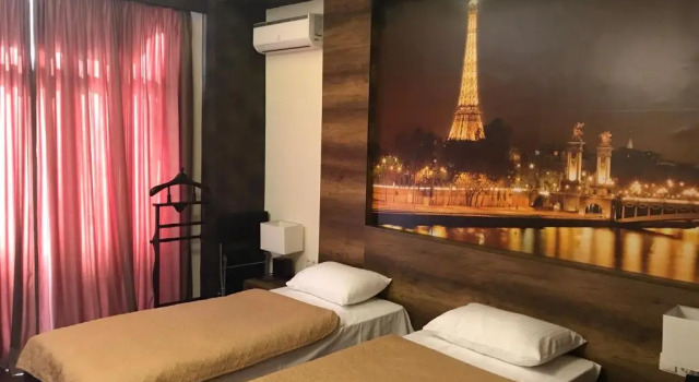 Апартаменты с 2 комнатами Freedom Square Apartment