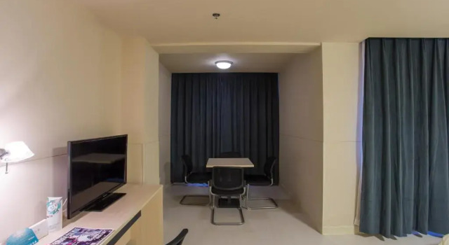 Двухместный номер Business Jinjiang Inn Wulanchabu Jining Railway station XingFu Road