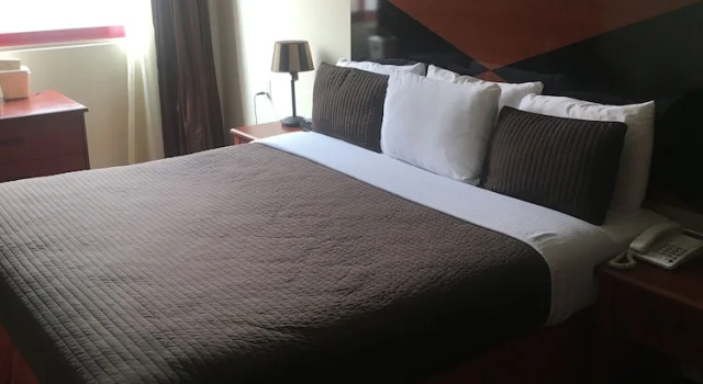 Standard dublă cameră Hotel Elegance N.V.