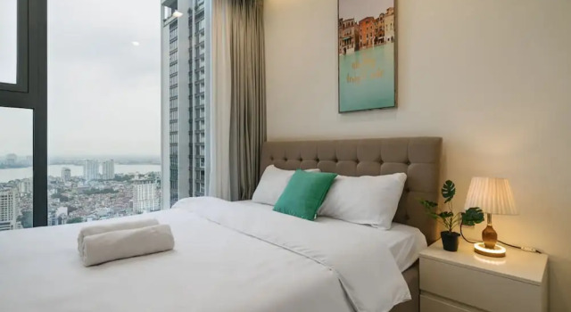 Апартаменты Fujihousing - Vinhomes Metropolis Apartment