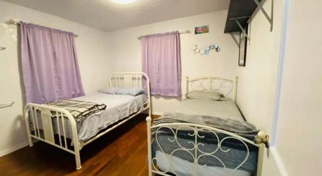 Коттедж с 2 комнатами Wizard Cottage sleeps 5 adults Pets Welcome - 1 mile to Ft. Sill