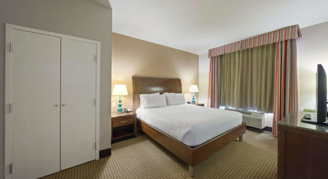 Двухместный номер Standard c 1 комнатой Hilton Garden Inn Lawton-Fort Sill