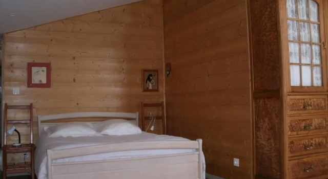 gîtes à la ferme dela le var, Rezervovat Hotel Sauze Marseille