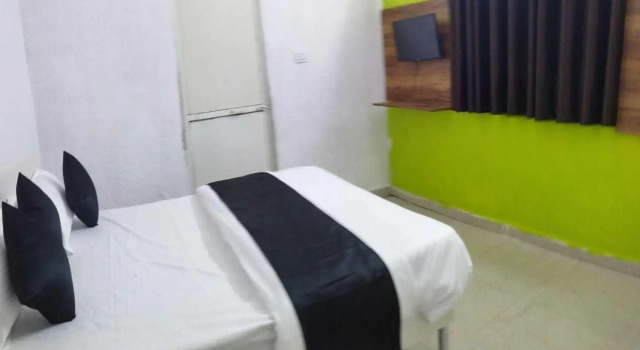 OYO 80597J Hotel Lotus Prime