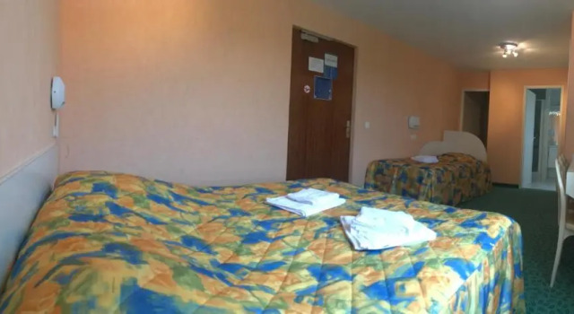 Трёхместный номер Standard Hotel Les Chênes