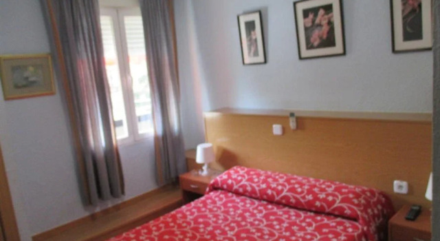 Hostal Pradillo, จอง โรงแรม Mostoles แคว้นมาดริด