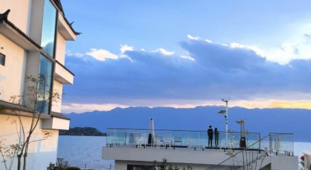 Dali Shuanglang Xinhaiyuan Seaview Inn, Boek Hotel Dali Yunnan