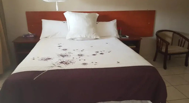 Kaliyangile Guest House