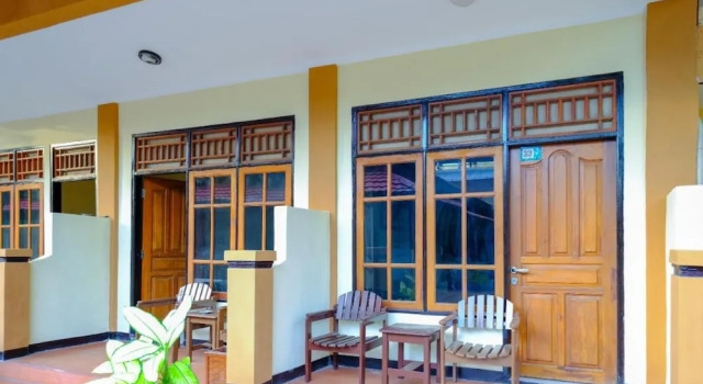 The Ellen Hotel by ecommerceloka, Забронировать Отель Недорогие отели Сенггиги, рядом с Batu Bolong Temple, недорого