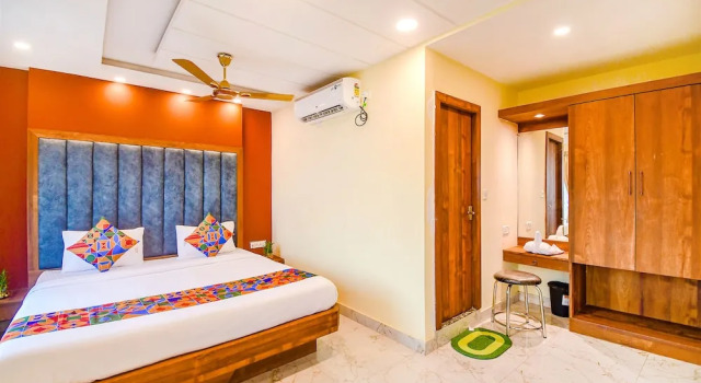 Номер Executive FabHotel Aqua Tulip - Nr Milan Mela