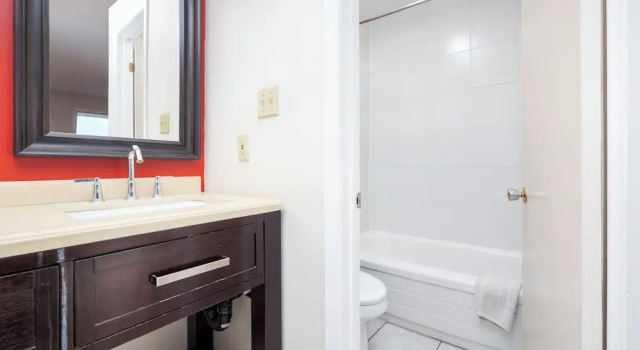Двухместный семейный номер Standard Coach House Inn