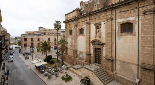 Casa Vittorio Emanuele con balcone by Wonderful Italy, Book Hotel Hotels in Sicily with Parking, Parking