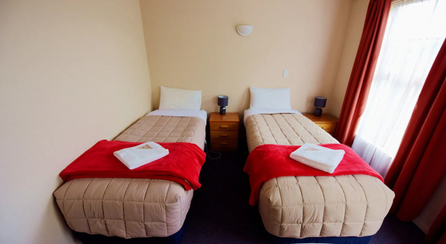 Addington Stadium Motel, Забронировать Мотель Аддингтон 