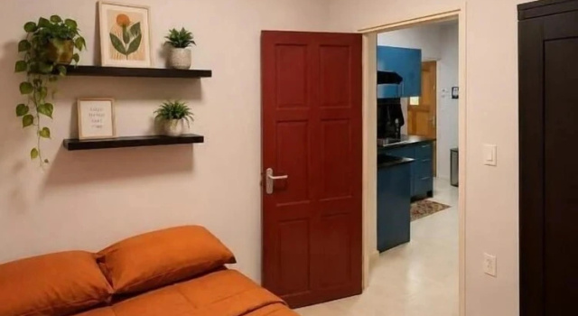 Апартаменты Business с видом на сад DOLFIJN STUDIOS Stylish 2BR Apartment Fast WiFi AC Near Center
