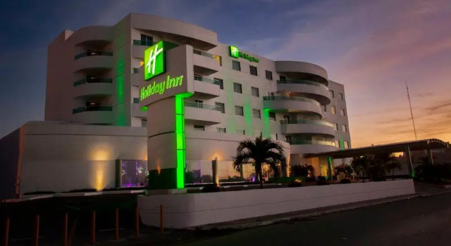 Кровать в общем номере Holiday Inn Campeche by IHG