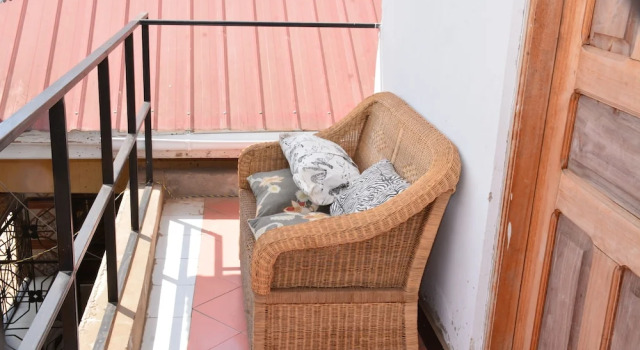 Vuode makuusalissa Lionsgate Hostel
