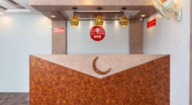 OYO 22105 Hotel Half Moon Inn, Забронировать Отель Отели штата Тамилнада с завтраком, Завтраки