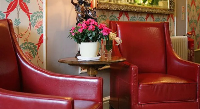 Crossways Hotel, Забронировать Отель Полгейт South Downs