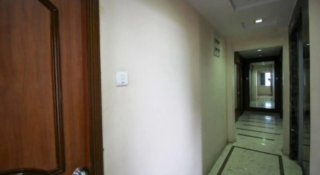 Star D'Lite Guest House, Забронировать Гостевой дом Баллигандж Калькутта