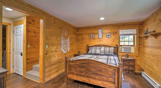 Lake Placid Home ~ 9 Mi to Whiteface Mtn!, Buchen Sie Ferienwohnung Lake Placid Whiteface Mountain