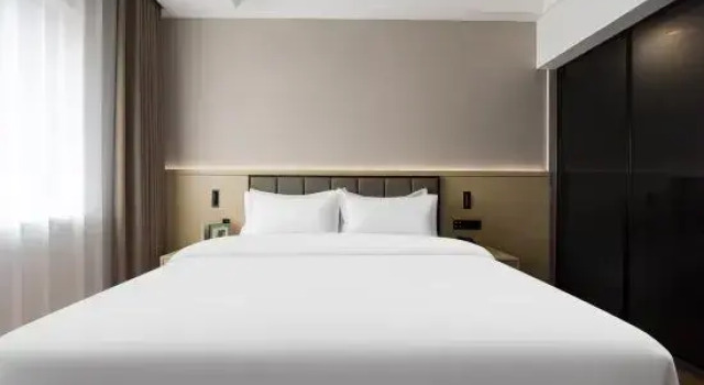 Люкс Business GreenTree Inn (Xiangcheng Yingbin Avenue Branch)
