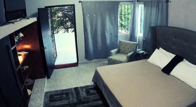 Семейный коттедж Royal Honey Hostel