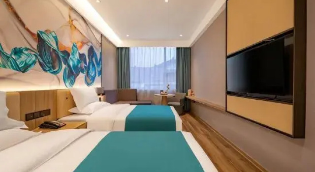 Люкс Yi Light Luxury Hotel (Jinan Yanshan University of Finance and Economics)