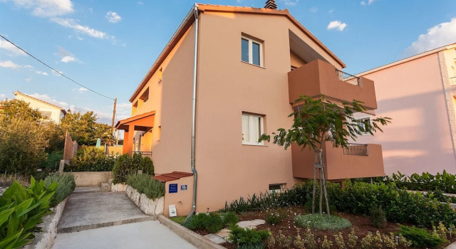 Apartments Ante, Забронировать Апартаменты/квартира Отели Сегет-Враница с парковкой, Парковка