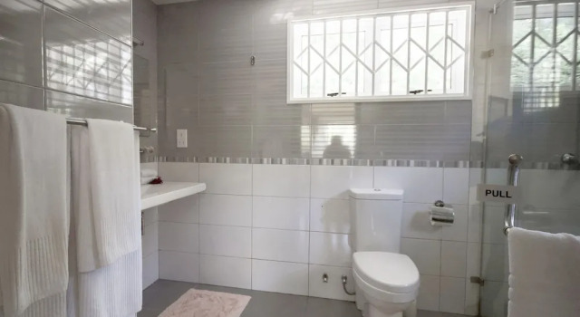 Люкс Superior c 1 комнатой с видом на море Surfers Beach Self Catering Chalets