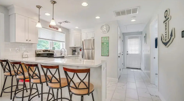 Коттедж 1/2 Mi to Beach: Family Retreat in Old Lyme!