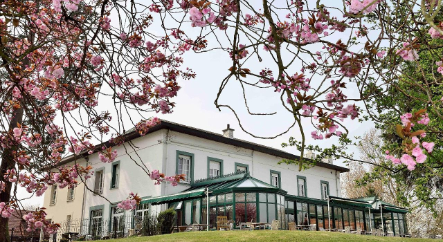 Hotel La Sapiniere, 预订 酒店 阿利讷 北部-加来海峡大区