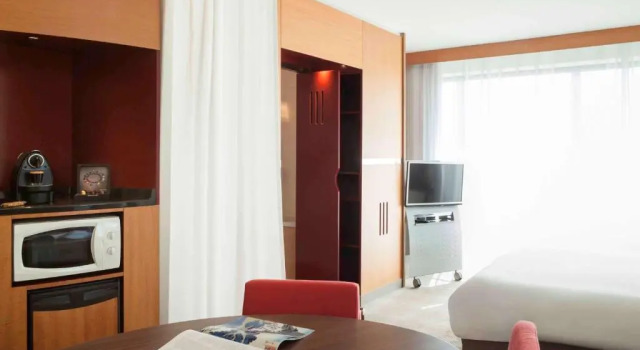 Четырёхместный люкс Superior Novotel Suites Rouen Normandie