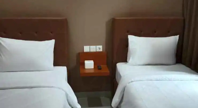 Mr J Suites Hotel Tegal