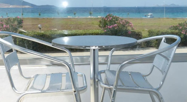 Студия Miros Hotel Apartments