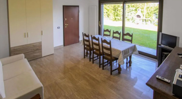 Apartment Tondo Castelveccana 13648, Забронировать Апартаменты/квартира Апартаменты Кастельвеккана, Апартаменты/квартира