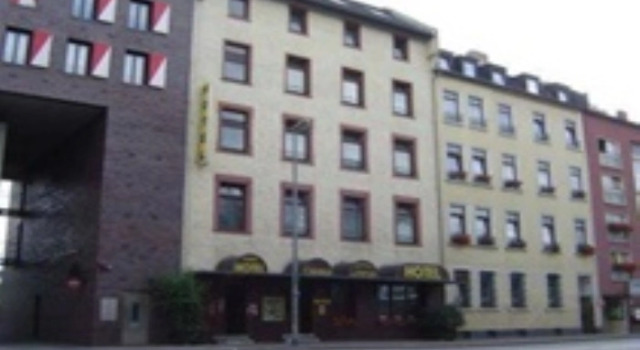 Hotel Central Frankfurt, Забронировать Отель Отели Франкфурт-на-Майне 3 звезды, рядом с Wand der Namen, 3*