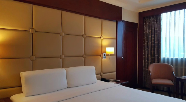 Cebu Parklane International Hotel, Забронировать Отель Отели Себу 3 звезды, рядом с Университетская больница «Себу Докторс», 3*