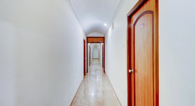 Collection O 83805 De Meridian Hotel, Забронировать Отель Отели штата Махараштры 3 звезды, 3*