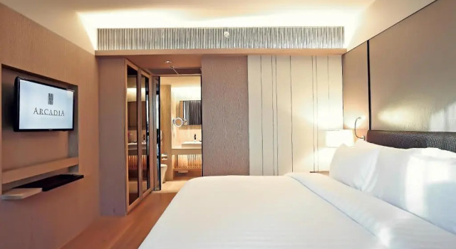 Люкс с 2 комнатами Arcadia Suites Ploenchit Bangkok