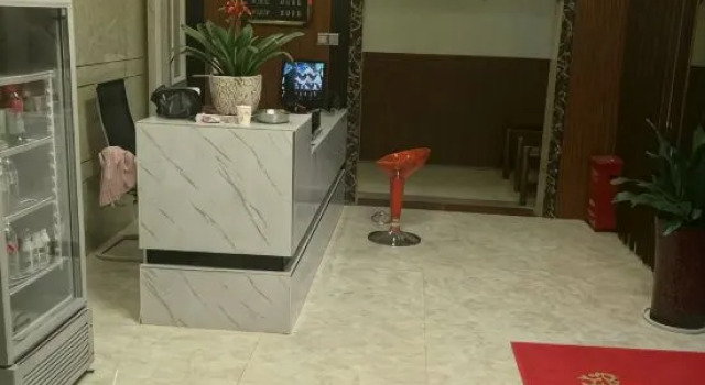 Nanning Lakeside Apartment Hotel, Rezerwuj Apartament Hotele w Nanning z parkingiem, Parking